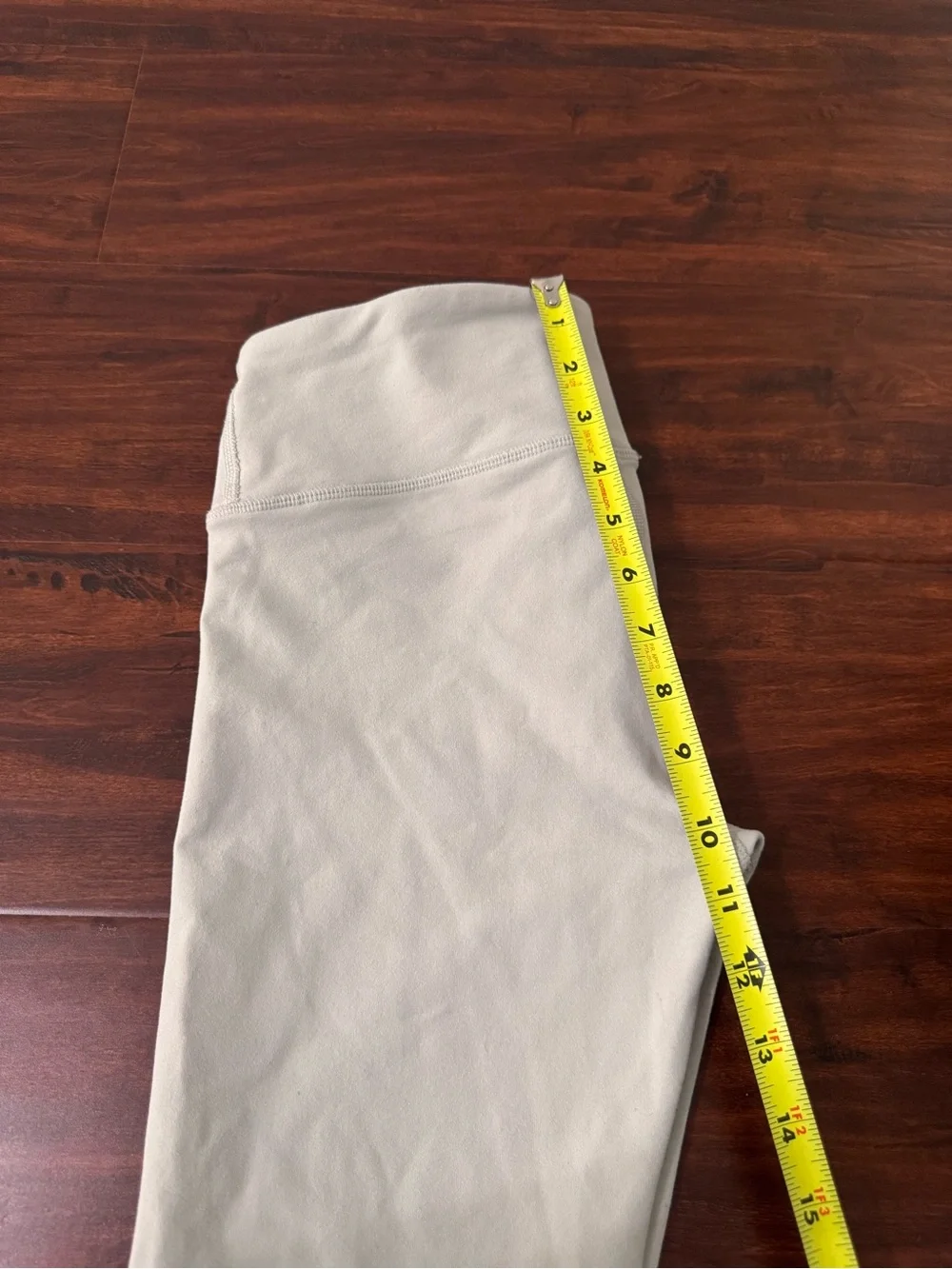 Alo Yoga High-Waist Airbrush Leggings XS Full Length 28” Light Sage